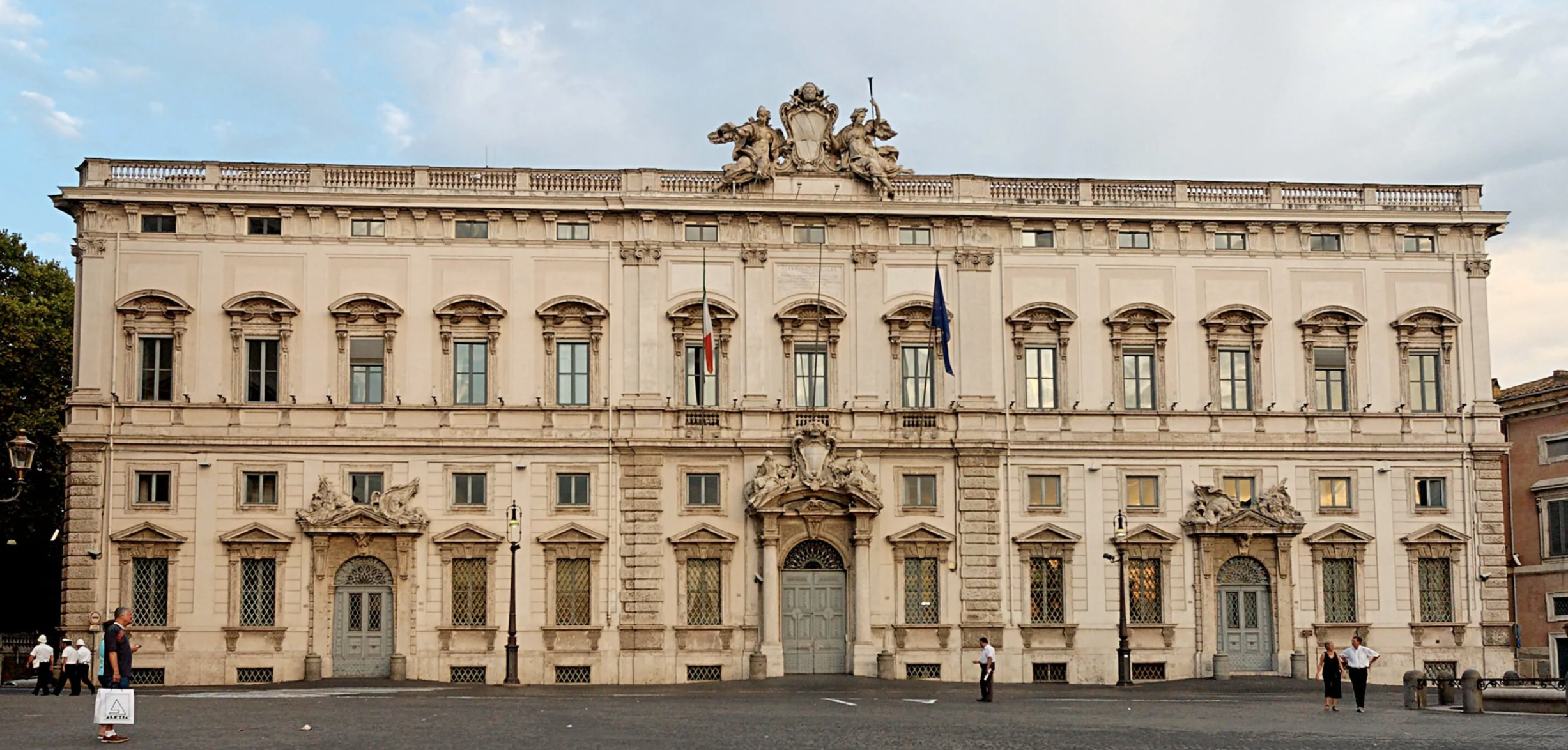 Corte Costituzionale. Pro Vita & Famiglia: «Sentenze che chiedono di mettere “una pezza”. I minori rimangono vittime» 1